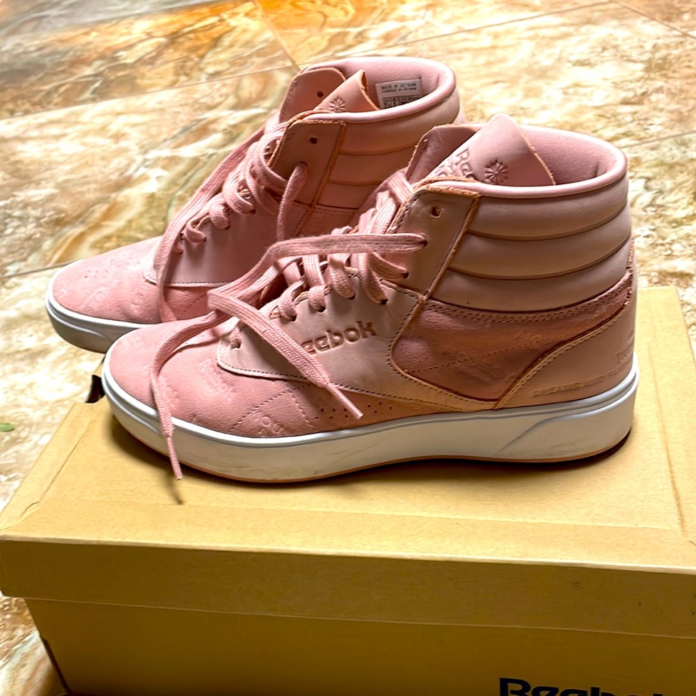 Moussy Reebok Sneakers
